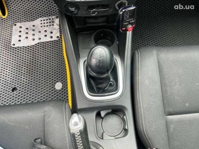 Черный Рено Меган, объемом двигателя 1.9 л и пробегом 295 тыс. км за 7190 $, фото 33 на Automoto.ua