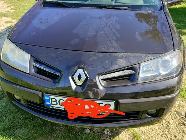 Черный Рено Меган, объемом двигателя 1.6 л и пробегом 190 тыс. км за 5800 $, фото 7 на Automoto.ua