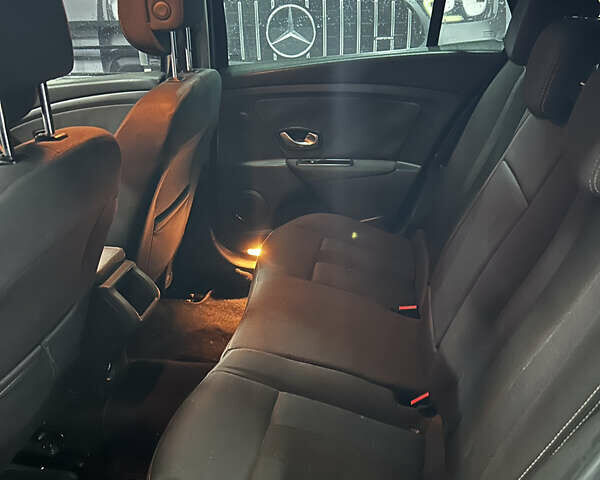 Чорний Рено Меган, об'ємом двигуна 1.46 л та пробігом 340 тис. км за 5700 $, фото 8 на Automoto.ua