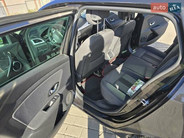 Черный Рено Меган, объемом двигателя 1.46 л и пробегом 199 тыс. км за 6900 $, фото 42 на Automoto.ua
