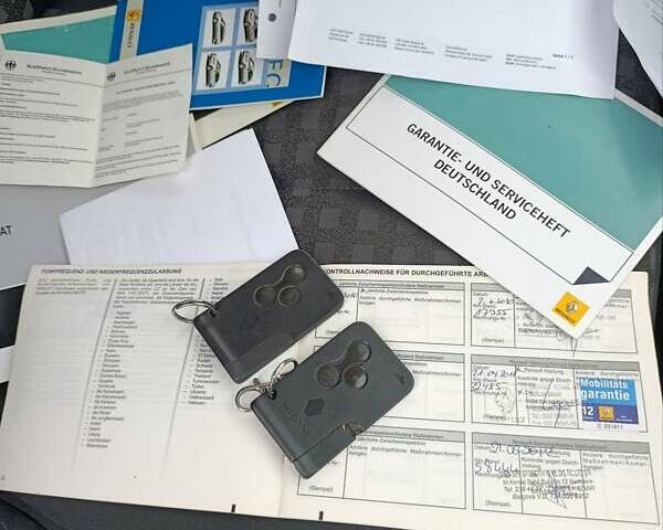 Черный Рено Меган, объемом двигателя 1.6 л и пробегом 220 тыс. км за 4600 $, фото 24 на Automoto.ua