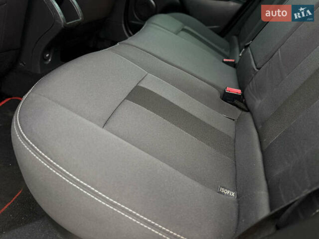 Чорний Рено Меган, об'ємом двигуна 1.6 л та пробігом 172 тис. км за 6900 $, фото 69 на Automoto.ua