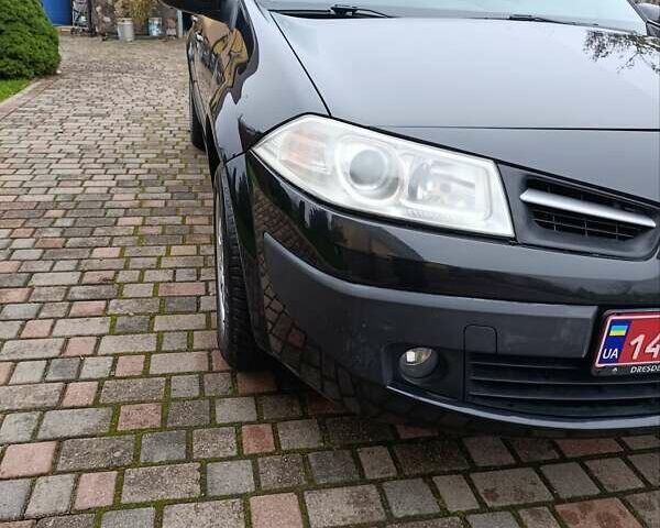 Черный Рено Меган, объемом двигателя 1.6 л и пробегом 220 тыс. км за 4600 $, фото 21 на Automoto.ua