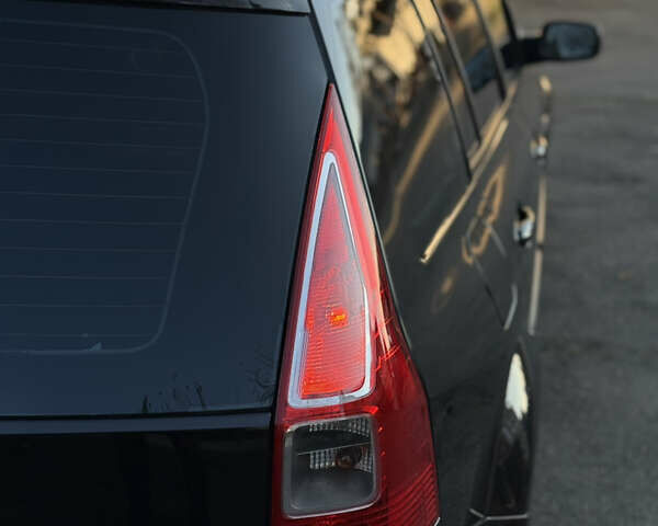 Черный Рено Меган, объемом двигателя 1.6 л и пробегом 200 тыс. км за 6200 $, фото 26 на Automoto.ua