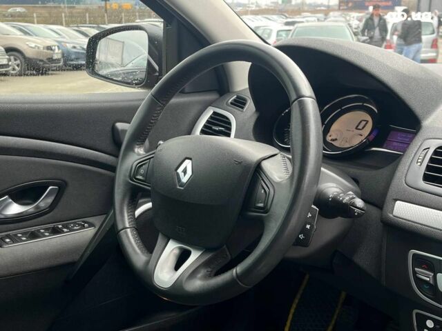 Черный Рено Меган, объемом двигателя 1.9 л и пробегом 295 тыс. км за 7190 $, фото 14 на Automoto.ua