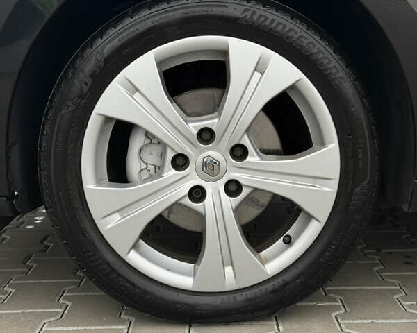 Чорний Рено Меган, об'ємом двигуна 1.6 л та пробігом 172 тис. км за 6900 $, фото 105 на Automoto.ua