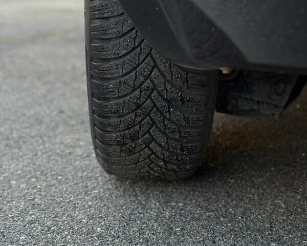 Черный Рено Меган, объемом двигателя 1.6 л и пробегом 200 тыс. км за 6200 $, фото 29 на Automoto.ua