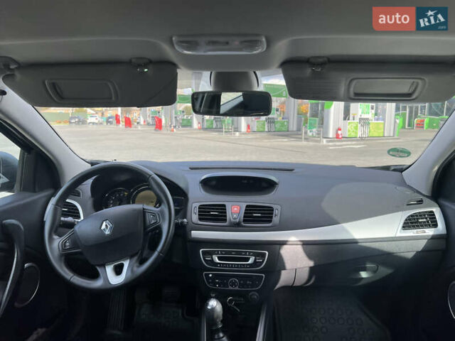 Рено Меган 2009 в Виннице на Automoto.ua Черный Рено Меган, объемом двигателя 1.6 л и пробегом 199 тыс. км за 6450 $, фото 28 на Automoto.ua