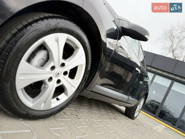 Чорний Рено Меган, об'ємом двигуна 1.6 л та пробігом 172 тис. км за 6900 $, фото 19 на Automoto.ua