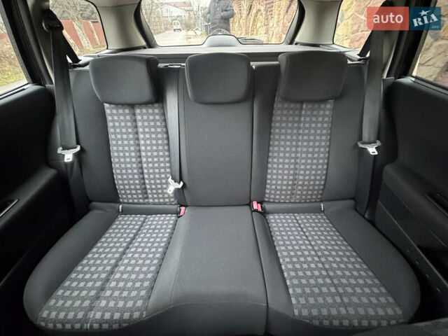 Черный Рено Меган, объемом двигателя 1.6 л и пробегом 190 тыс. км за 5300 $, фото 76 на Automoto.ua