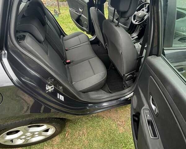 Черный Рено Меган, объемом двигателя 1.4 л и пробегом 168 тыс. км за 5800 $, фото 3 на Automoto.ua