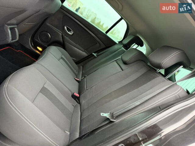 Чорний Рено Меган, об'ємом двигуна 1.6 л та пробігом 172 тис. км за 6900 $, фото 67 на Automoto.ua