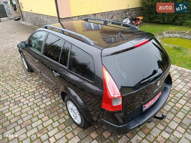 Черный Рено Меган, объемом двигателя 1.6 л и пробегом 220 тыс. км за 4600 $, фото 8 на Automoto.ua