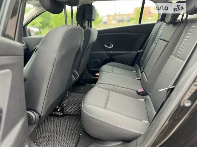 Чорний Рено Меган, об'ємом двигуна 1.6 л та пробігом 220 тис. км за 7000 $, фото 5 на Automoto.ua