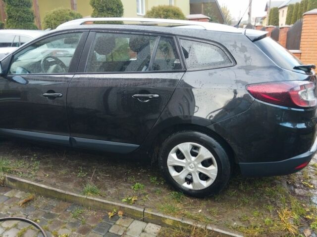 Черный Рено Меган, объемом двигателя 1 л и пробегом 250 тыс. км за 6300 $, фото 1 на Automoto.ua