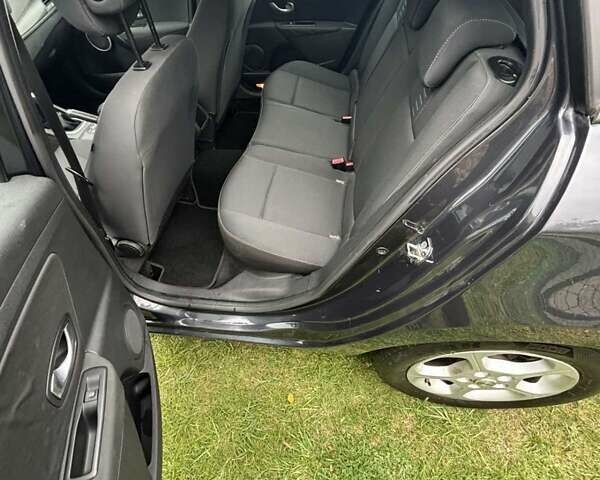 Черный Рено Меган, объемом двигателя 1.4 л и пробегом 168 тыс. км за 5800 $, фото 2 на Automoto.ua