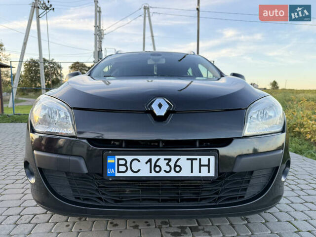 Рено Меган 2009 у Львові на Automoto.ua Чорний Рено Меган, об'ємом двигуна 1.87 л та пробігом 299 тис. км за 7000 $, фото 3 на Automoto.ua