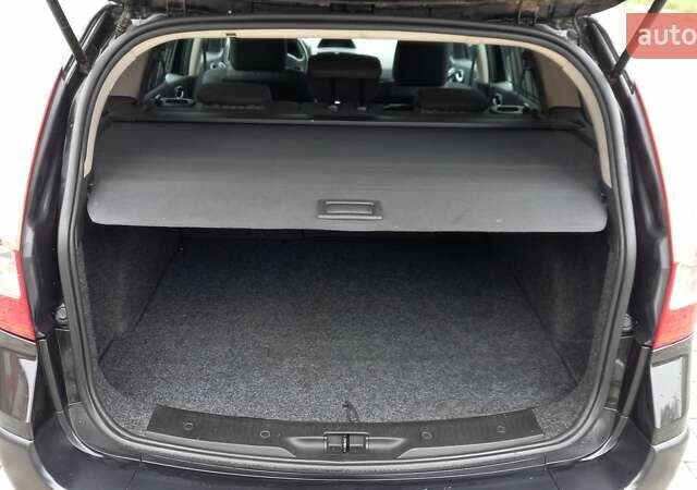 Черный Рено Меган, объемом двигателя 1.6 л и пробегом 206 тыс. км за 5999 $, фото 15 на Automoto.ua