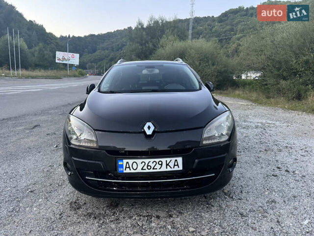 Чорний Рено Меган, об'ємом двигуна 2 л та пробігом 260 тис. км за 7200 $, фото 1 на Automoto.ua