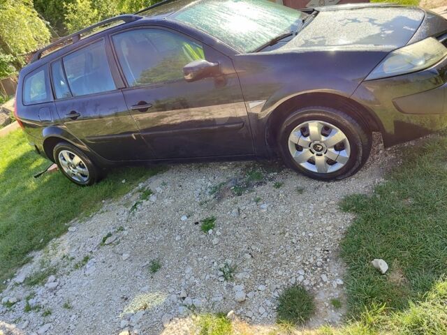 Черный Рено Меган, объемом двигателя 1.6 л и пробегом 190 тыс. км за 5800 $, фото 1 на Automoto.ua