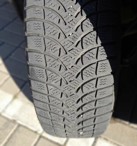 Черный Рено Меган, объемом двигателя 1.6 л и пробегом 206 тыс. км за 5999 $, фото 32 на Automoto.ua