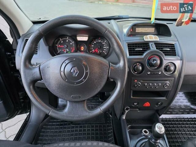 Чорний Рено Меган, об'ємом двигуна 1.5 л та пробігом 286 тис. км за 4999 $, фото 81 на Automoto.ua