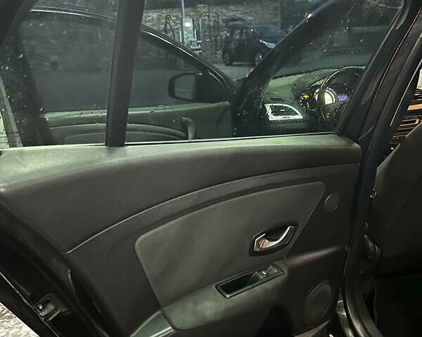 Чорний Рено Меган, об'ємом двигуна 1.46 л та пробігом 340 тис. км за 5700 $, фото 9 на Automoto.ua