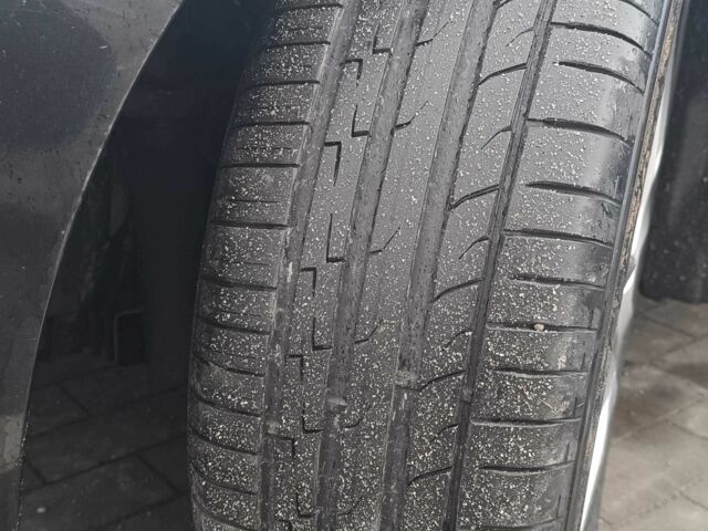 Черный Рено Меган, объемом двигателя 1.9 л и пробегом 298 тыс. км за 6950 $, фото 12 на Automoto.ua