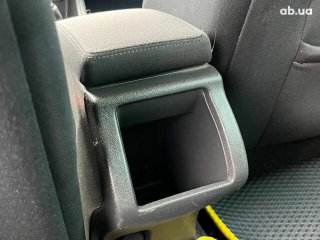 Черный Рено Меган, объемом двигателя 1.9 л и пробегом 295 тыс. км за 7190 $, фото 42 на Automoto.ua