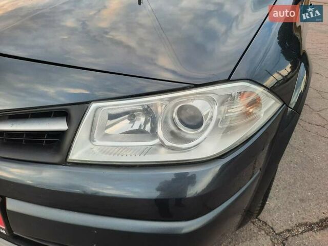 Чорний Рено Меган, об'ємом двигуна 1.6 л та пробігом 187 тис. км за 6200 $, фото 21 на Automoto.ua