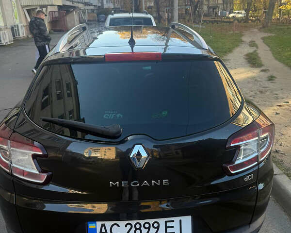 Черный Рено Меган, объемом двигателя 1.5 л и пробегом 200 тыс. км за 6100 $, фото 3 на Automoto.ua