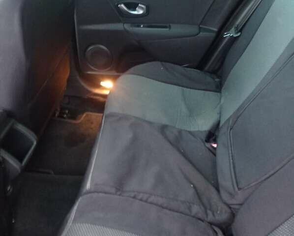 Чорний Рено Меган, об'ємом двигуна 1.4 л та пробігом 205 тис. км за 6800 $, фото 8 на Automoto.ua