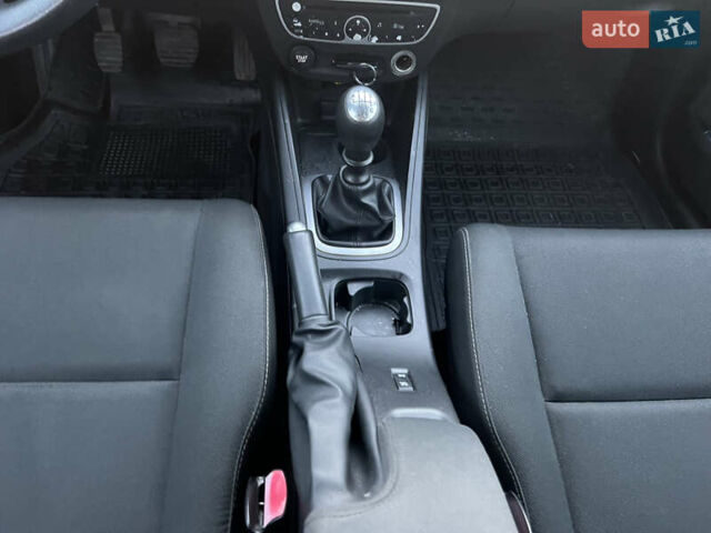 Черный Рено Меган, объемом двигателя 1.46 л и пробегом 277 тыс. км за 5999 $, фото 21 на Automoto.ua