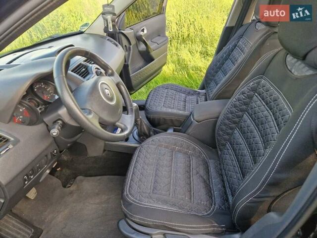 Черный Рено Меган, объемом двигателя 1.6 л и пробегом 150 тыс. км за 6800 $, фото 7 на Automoto.ua