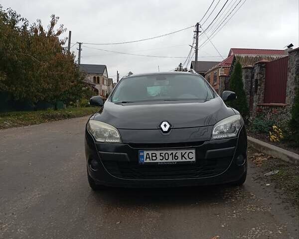 Черный Рено Меган, объемом двигателя 1.9 л и пробегом 243 тыс. км за 7300 $, фото 2 на Automoto.ua