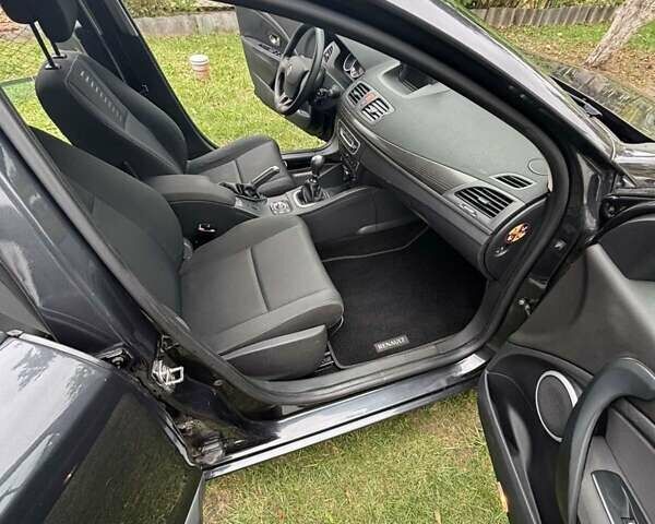 Черный Рено Меган, объемом двигателя 1.4 л и пробегом 168 тыс. км за 5800 $, фото 7 на Automoto.ua