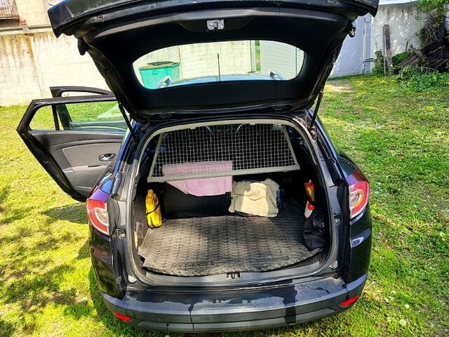 Чорний Рено Меган, об'ємом двигуна 1.6 л та пробігом 330 тис. км за 6500 $, фото 12 на Automoto.ua