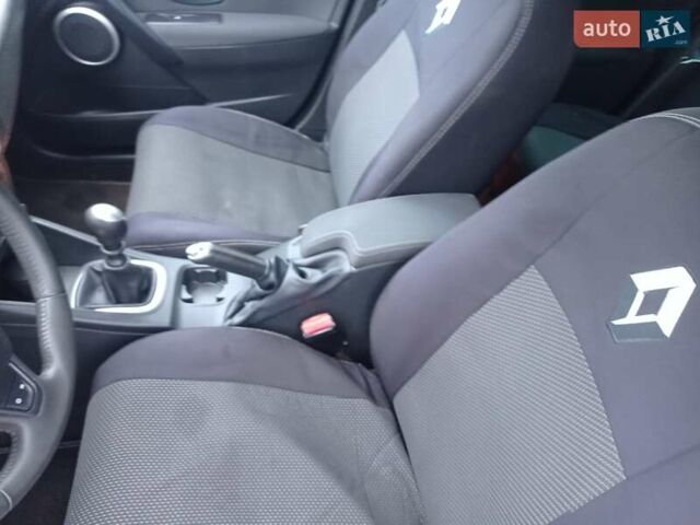 Чорний Рено Меган, об'ємом двигуна 1.4 л та пробігом 205 тис. км за 6800 $, фото 9 на Automoto.ua
