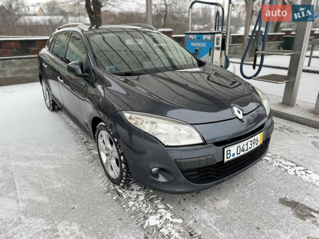 Черный Рено Меган, объемом двигателя 1.5 л и пробегом 231 тыс. км за 6350 $, фото 8 на Automoto.ua