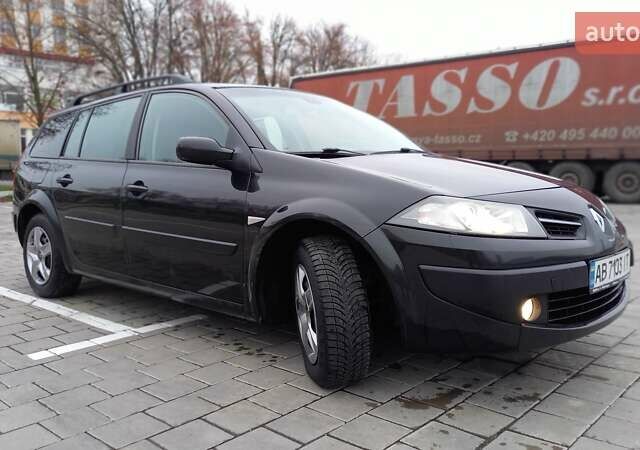 Черный Рено Меган, объемом двигателя 1.6 л и пробегом 206 тыс. км за 5999 $, фото 4 на Automoto.ua