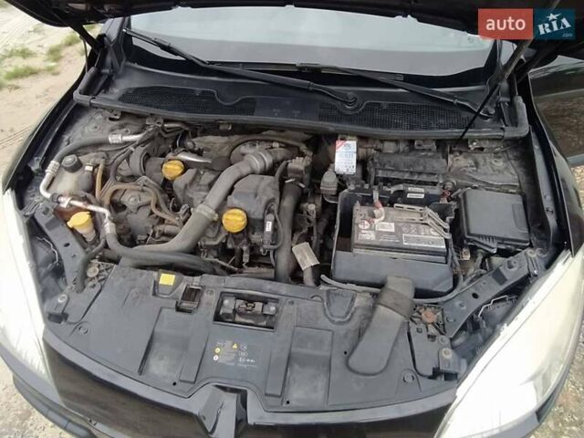 Рено Меган 2009 в Городке на Automoto.ua Черный Рено Меган, объемом двигателя 1.5 л и пробегом 257 тыс. км за 6700 $, фото 14 на Automoto.ua