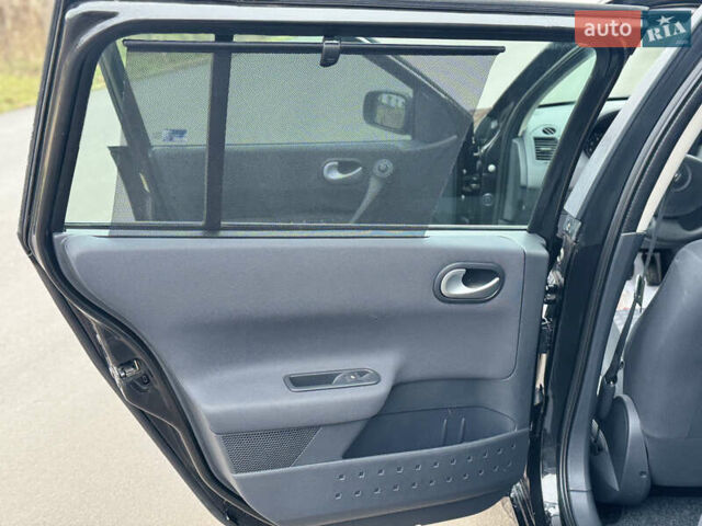 Черный Рено Меган, объемом двигателя 1.6 л и пробегом 190 тыс. км за 5300 $, фото 61 на Automoto.ua