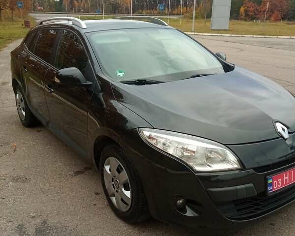 Рено Меган 2010 в Луцке на Automoto.ua Черный Рено Меган, объемом двигателя 1.6 л и пробегом 198 тыс. км за 6100 $, фото 3 на Automoto.ua