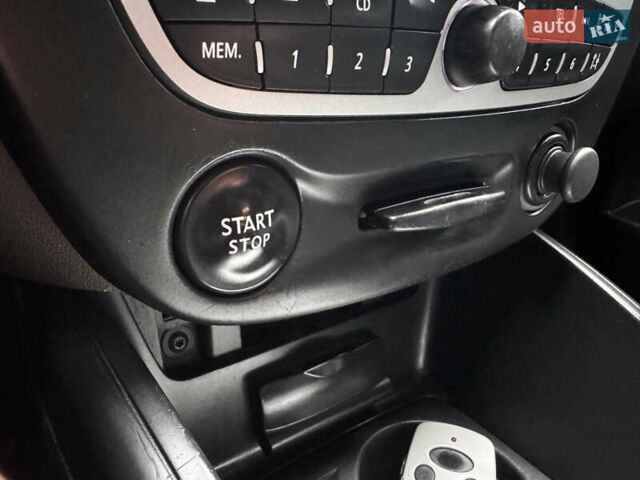 Черный Рено Меган, объемом двигателя 1.5 л и пробегом 240 тыс. км за 6500 $, фото 22 на Automoto.ua