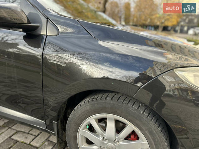 Рено Меган 2010 в Каменце-Подольском на Automoto.ua Черный Рено Меган, объемом двигателя 1.5 л и пробегом 271 тыс. км за 6450 $, фото 31 на Automoto.ua