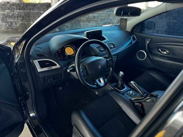 Черный Рено Меган, объемом двигателя 1.5 л и пробегом 261 тыс. км за 7199 $, фото 11 на Automoto.ua