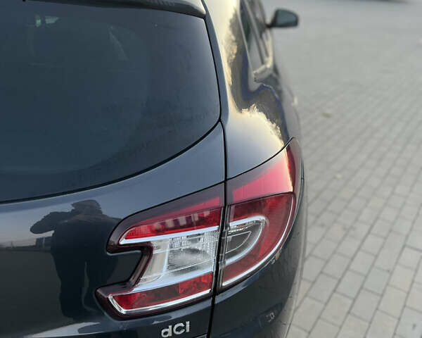 Черный Рено Меган, объемом двигателя 1.46 л и пробегом 215 тыс. км за 7200 $, фото 32 на Automoto.ua