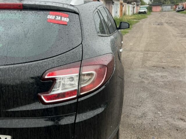 Черный Рено Меган, объемом двигателя 1.5 л и пробегом 220 тыс. км за 7500 $, фото 2 на Automoto.ua