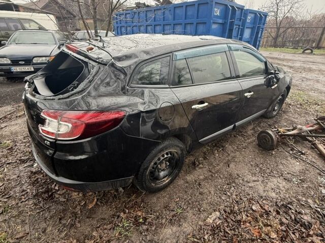 Черный Рено Меган, объемом двигателя 1.5 л и пробегом 250 тыс. км за 2350 $, фото 4 на Automoto.ua