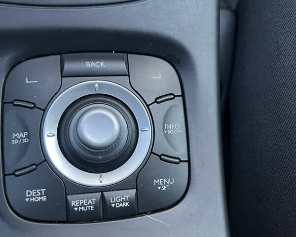 Черный Рено Меган, объемом двигателя 1.6 л и пробегом 250 тыс. км за 7500 $, фото 9 на Automoto.ua